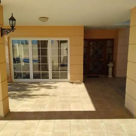 בית נופש Golfvilla Tom